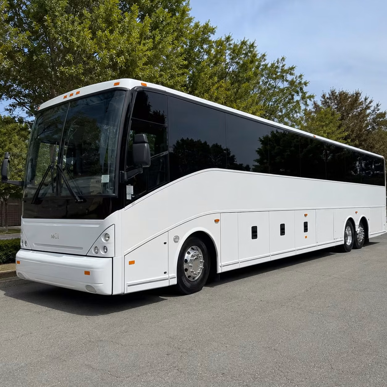booking recurring airport shuttle routes for riverside businesses and corporate groups is simple with coachbusriverside com